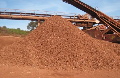 Bauxite- Mine de Villeveyrac (Hérault) - © MineralInfo Bauxite- Mine de Villeveyrac (Hérault)