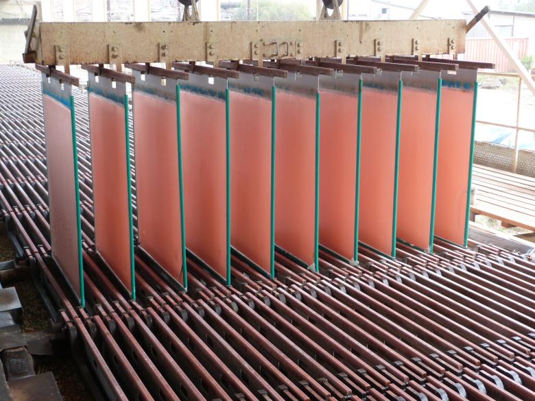 Production de cathodes de cuivre par electrowinning, Skouriotissa, Chypre