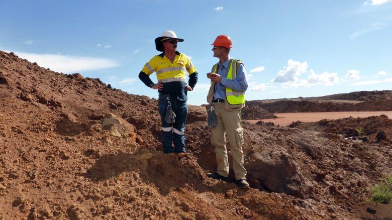 Géologues à Mount Weld, mine de terres rares (Australie) - BRGM - J. Tuduri Geologues_Mount Weld